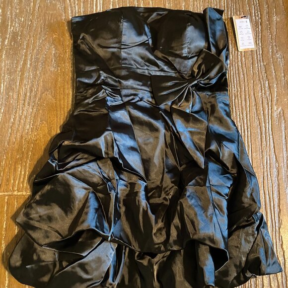 New with tags black bow mini party/prom/cocktail dress. I have 4 available - Picture 1 of 3